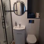 Wika Apartman